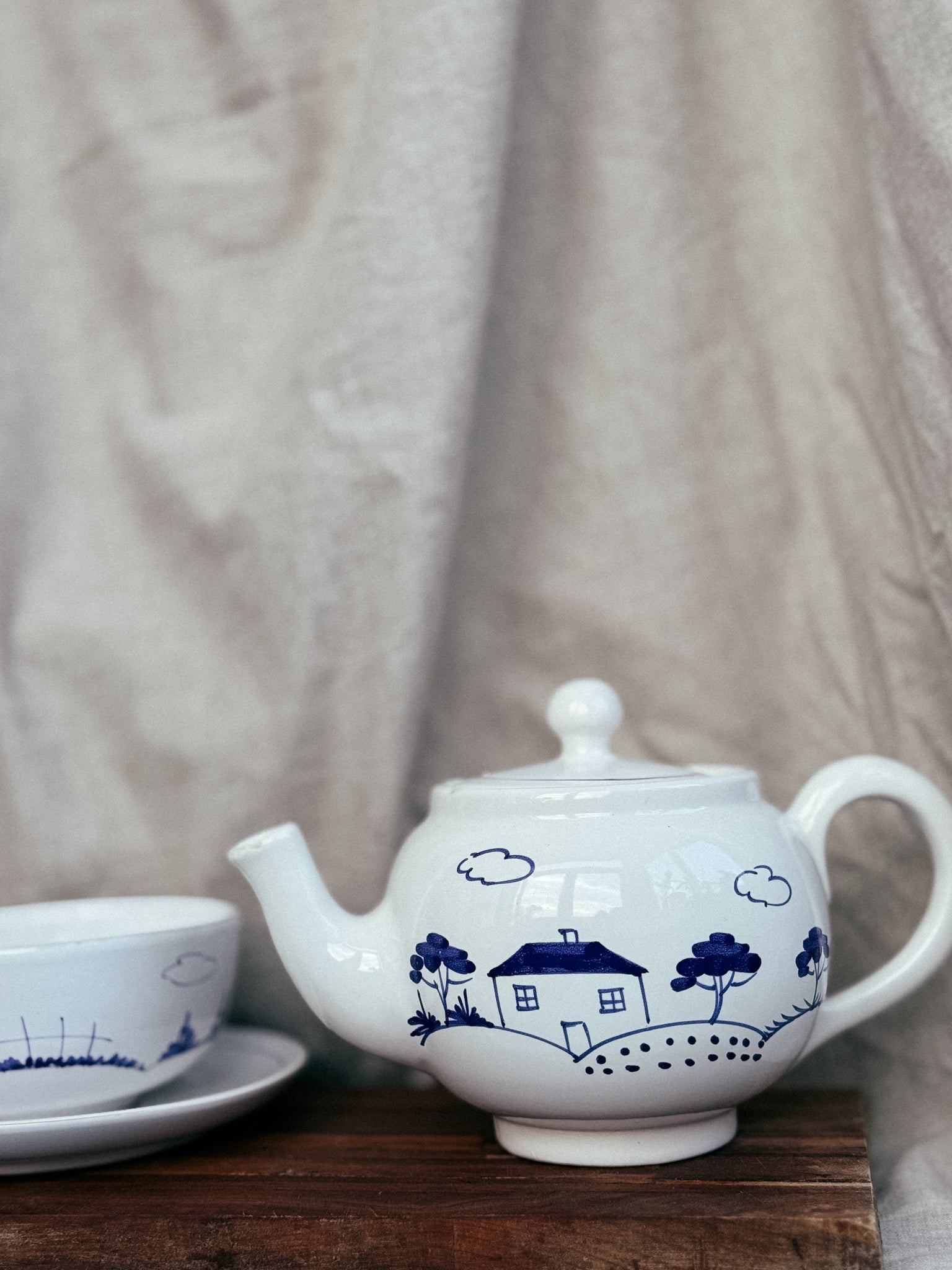 Alentejo-Inspired Tea Set (teapot, cup & saucer)
