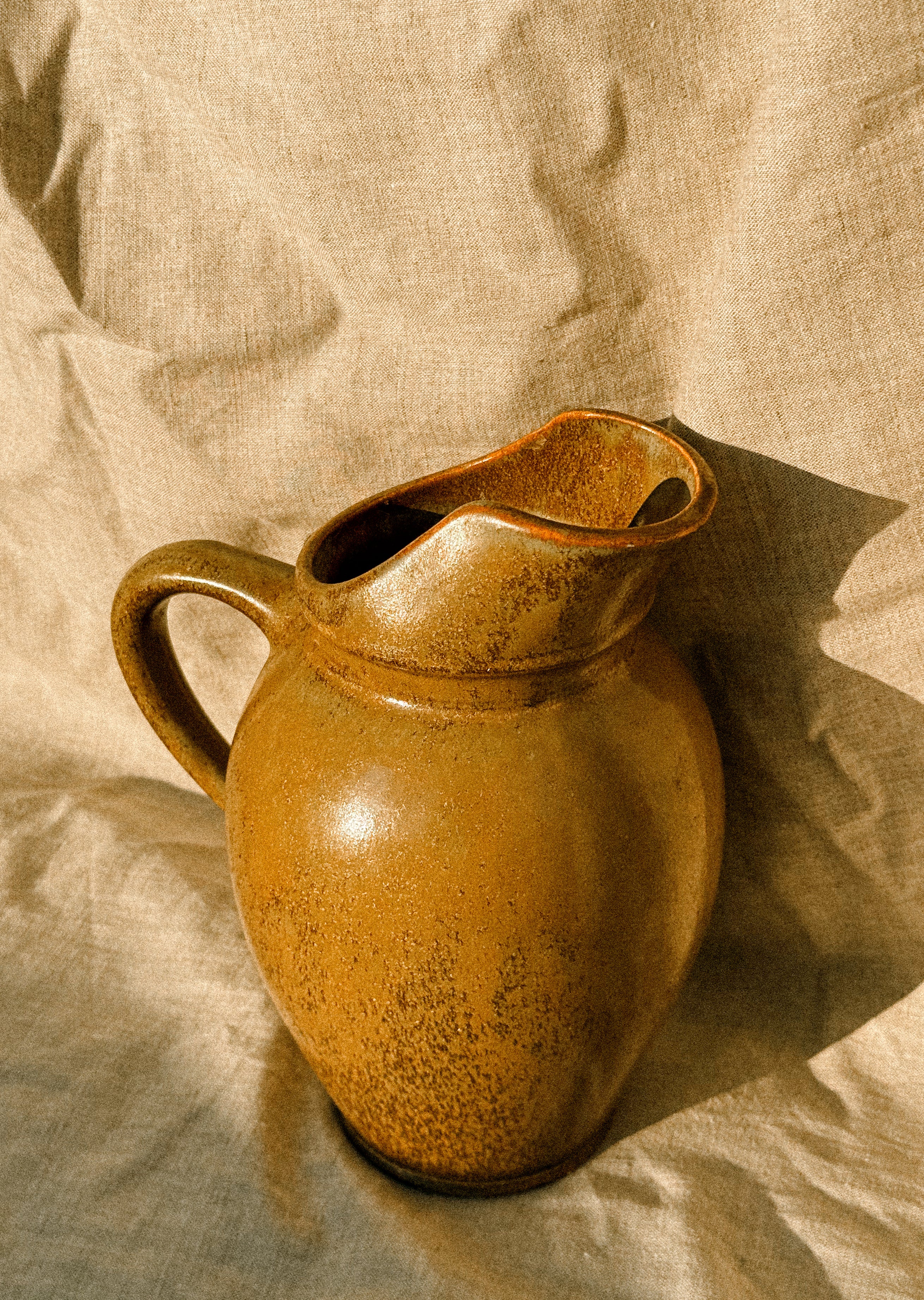 HN029 | Olive green glazed stoneware jug, 1960