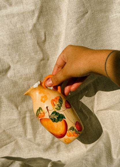 HN034 | Jarro com frutas pintadas à mão, anos 1960–70