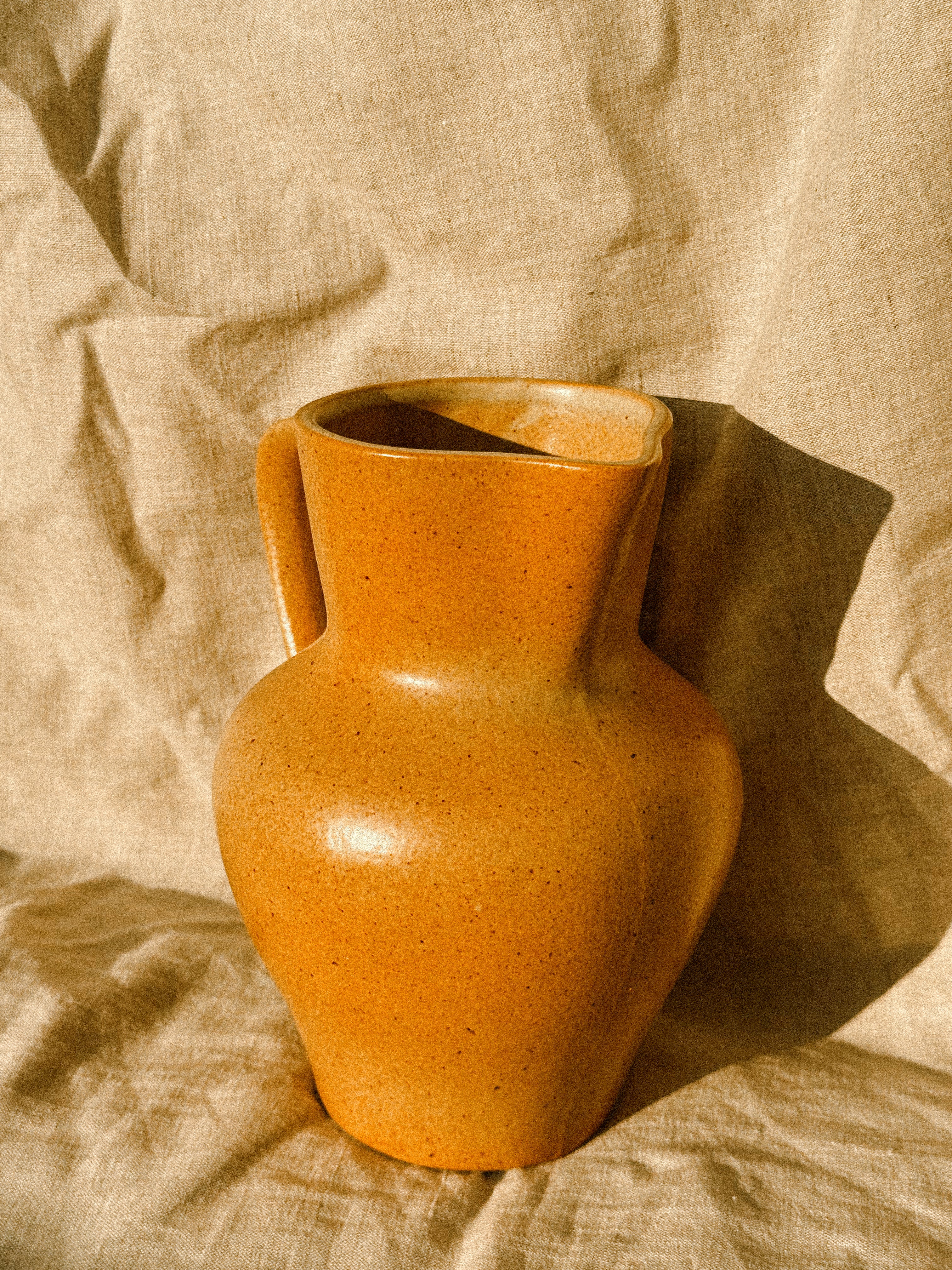 HN30 | Glazed stoneware "honey" jar, c. 1970
