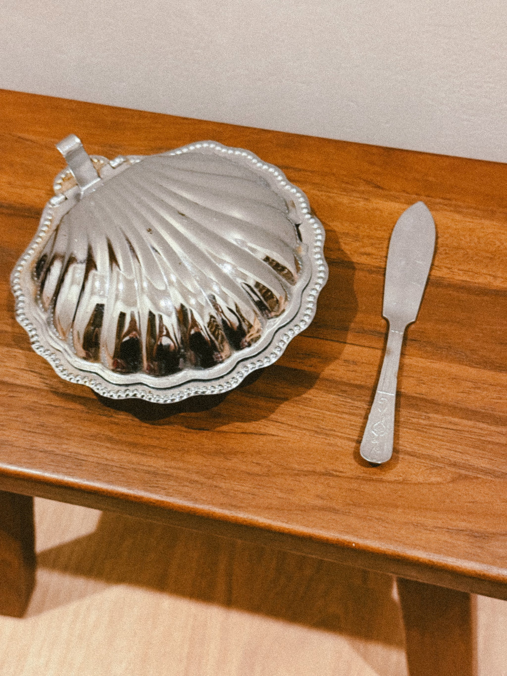 Manteigueira "Shell" Art Deco, 1980s