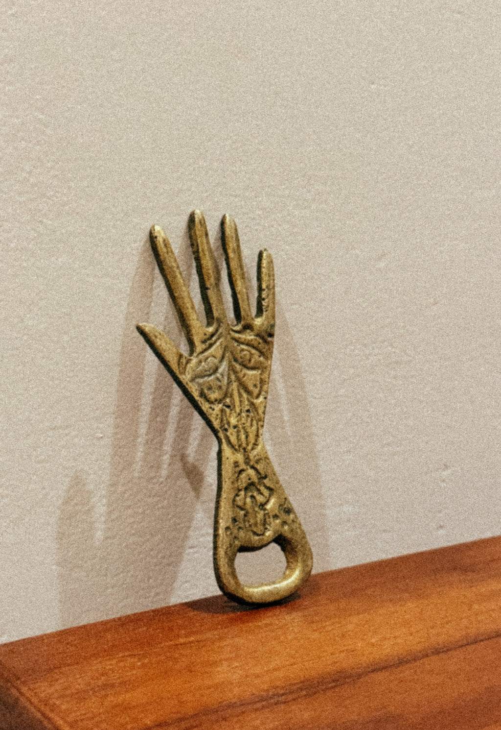 Abridor de garrafas esculpido, 1970s