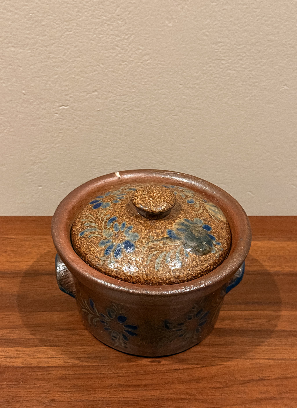 Pote com tampa em cerâmica vidrada, séc. XX