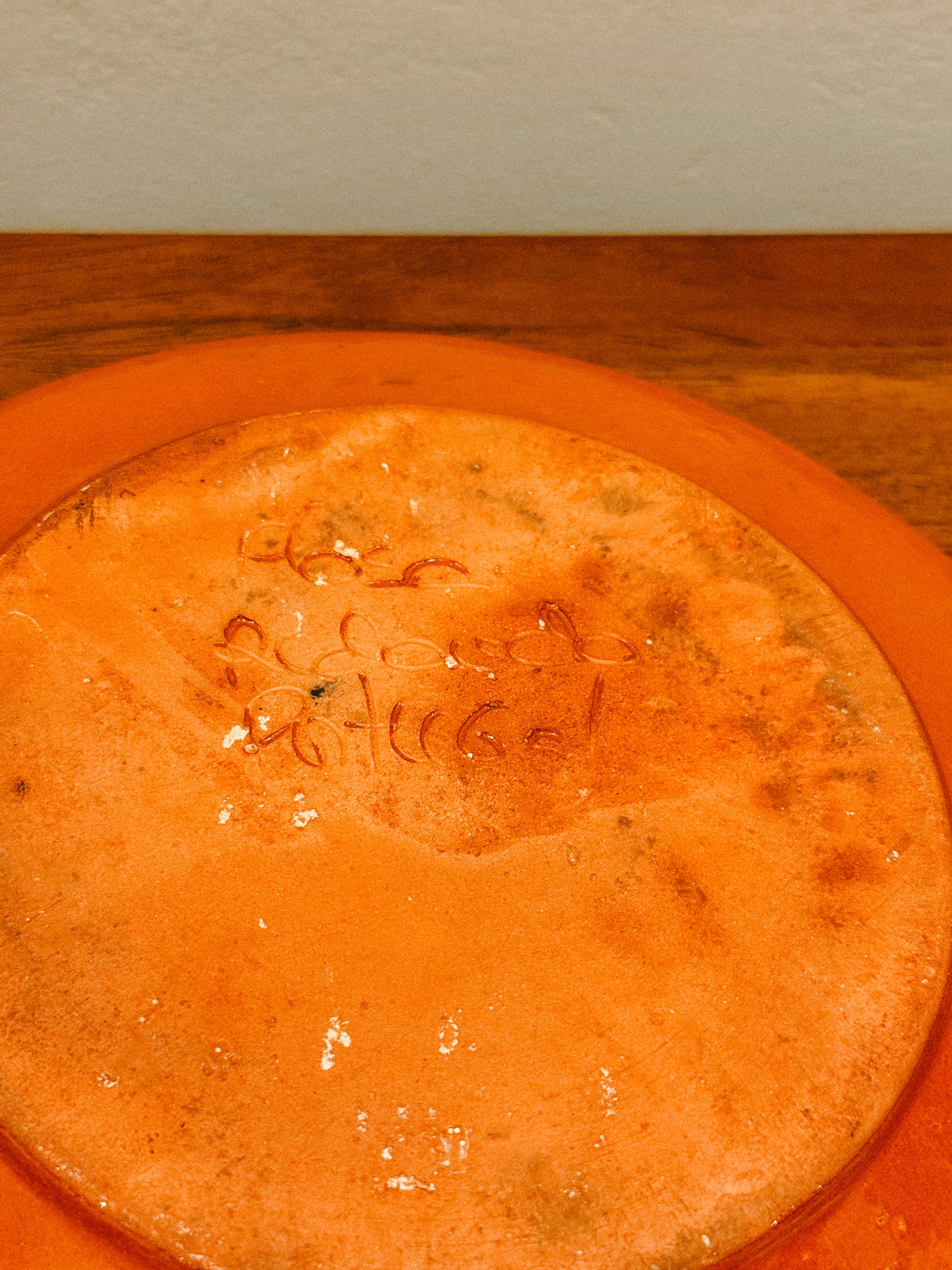 Prato decorativo em cerâmica figurativa, Redondo, séc. XX