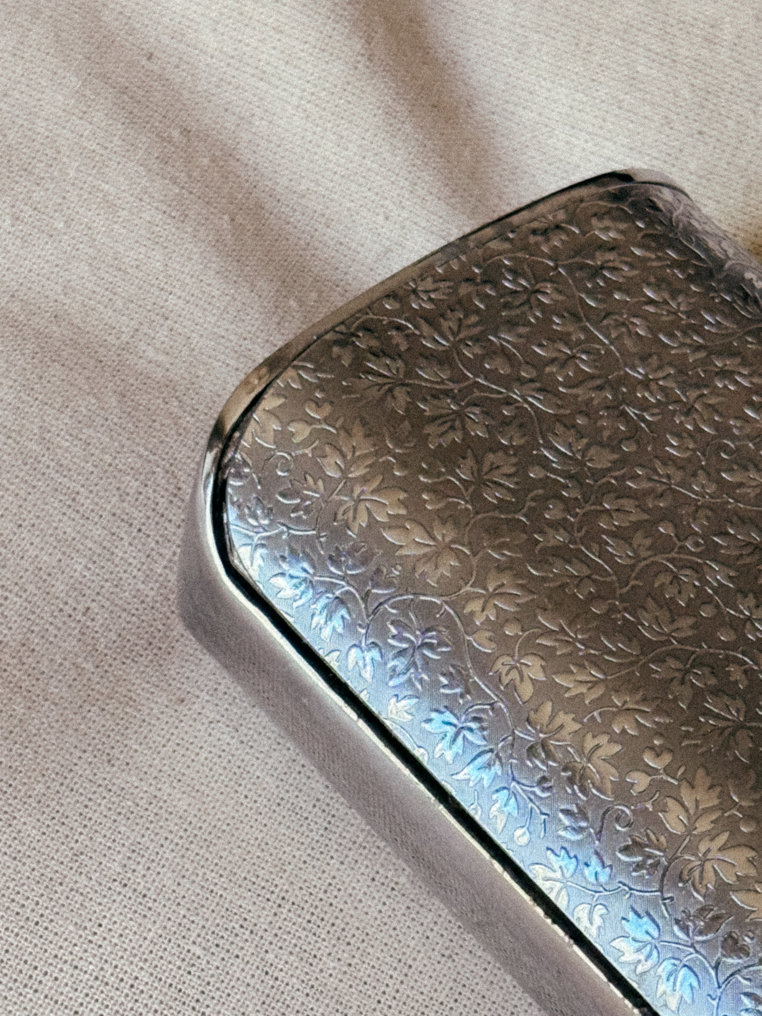 French Silent Butler with Floral Metalwork | Silver Crumb Catcher